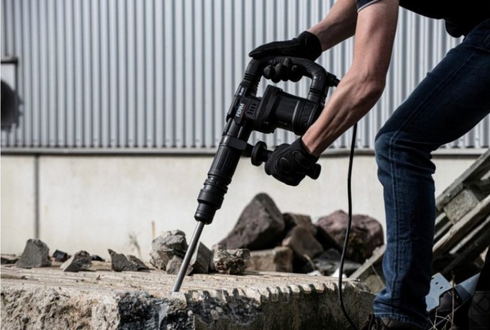 Молот ударный сетевой FERM HDM1040P