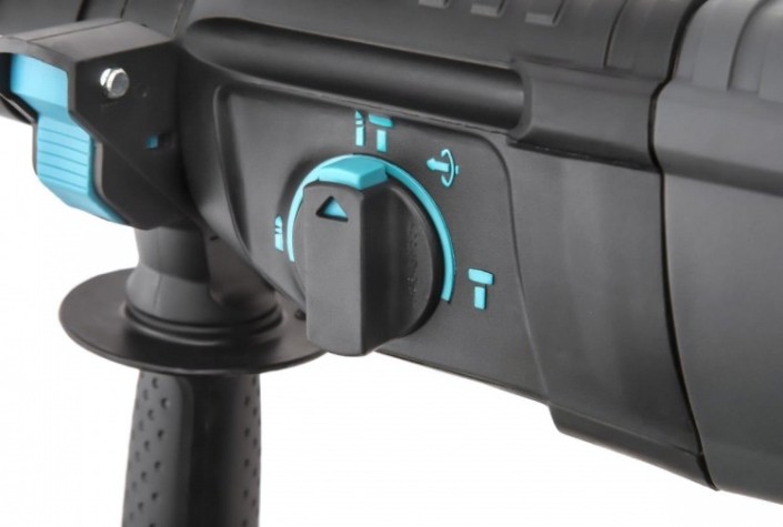 Перфоратор TESLA TR820QC SDS-plus [101-087]